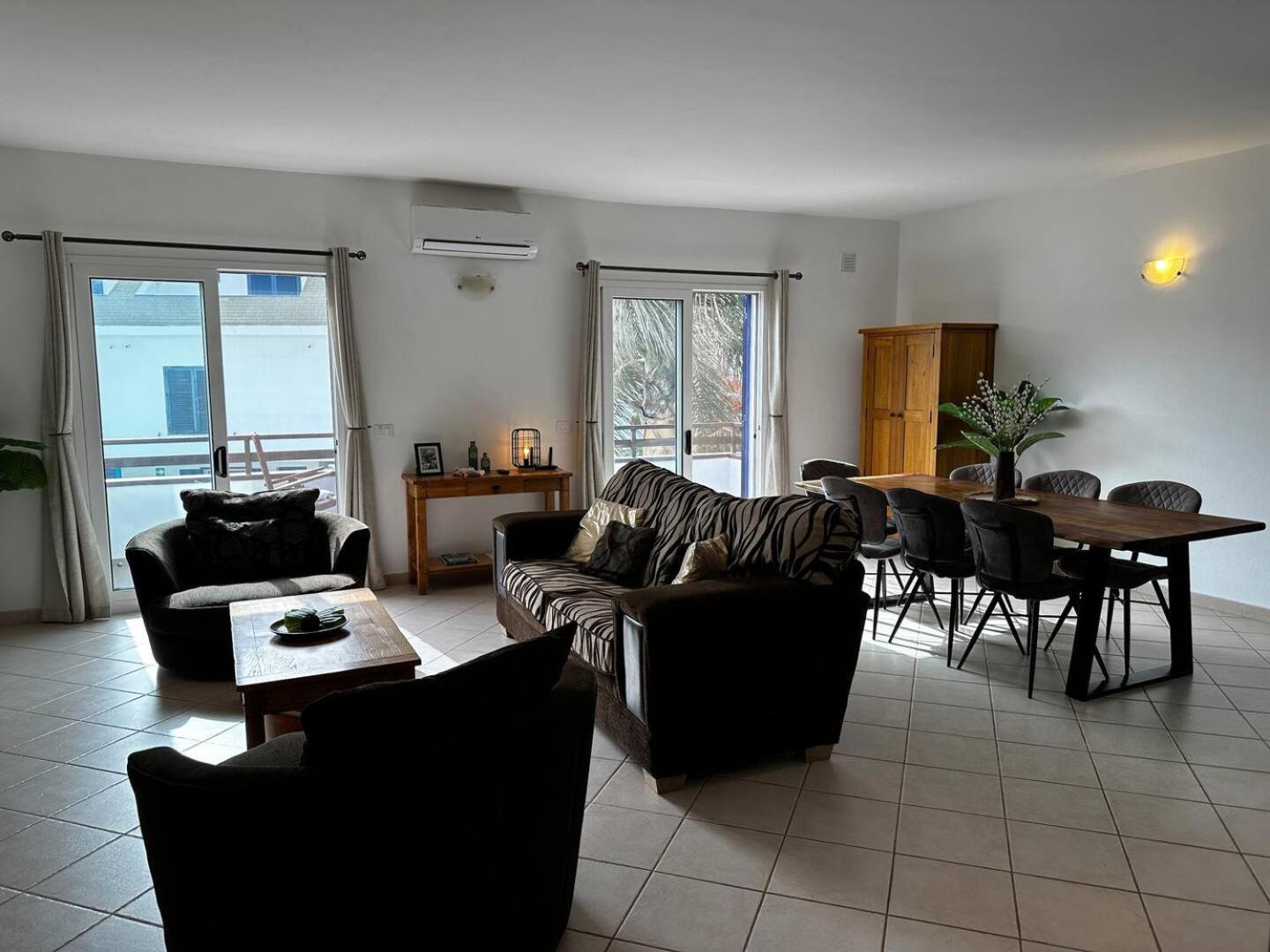 Leme Bedje Two Bedroom - By Bobbywashere Santa Maria Exteriér fotografie