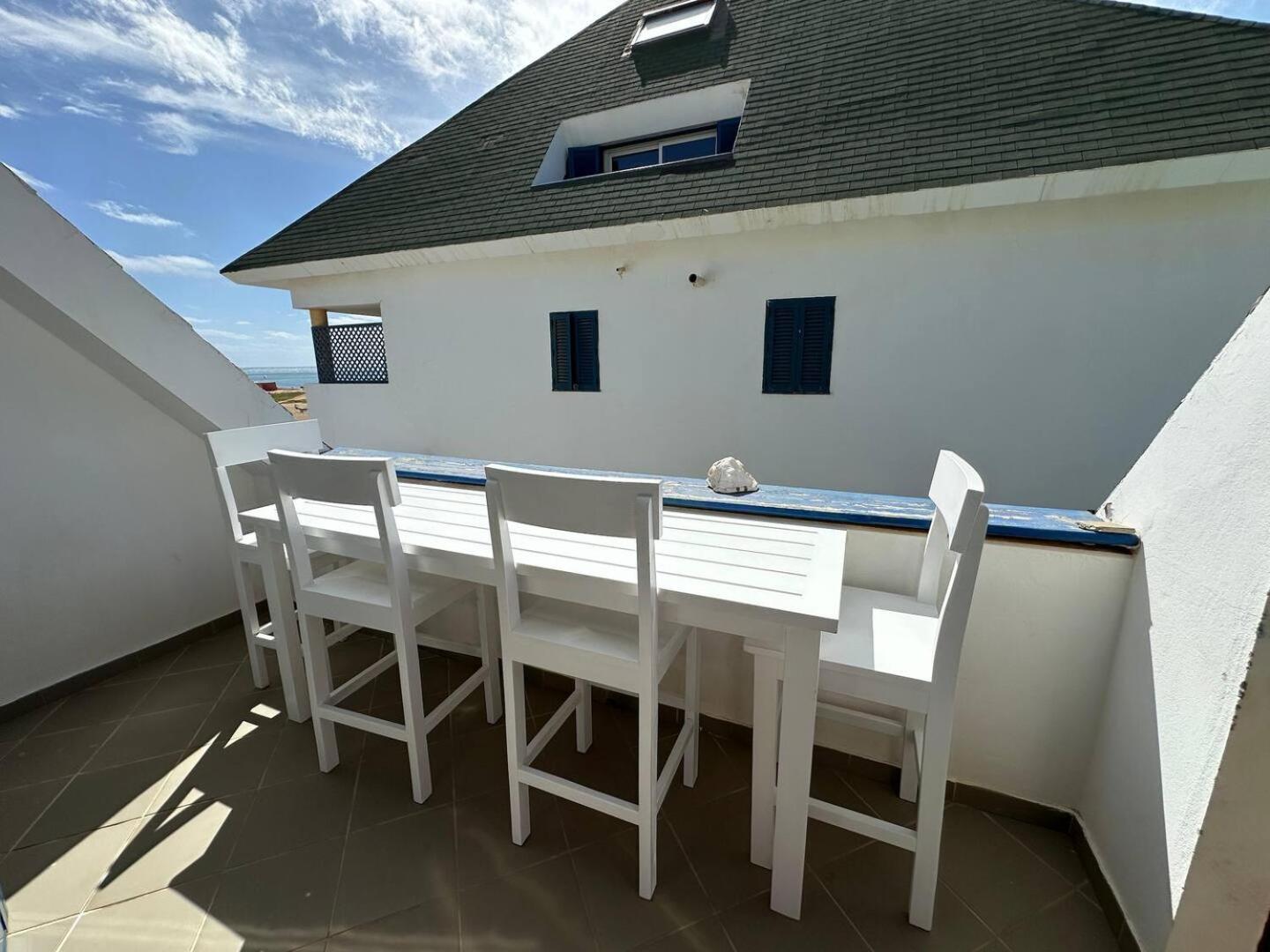 Leme Bedje Two Bedroom - By Bobbywashere Santa Maria Exteriér fotografie